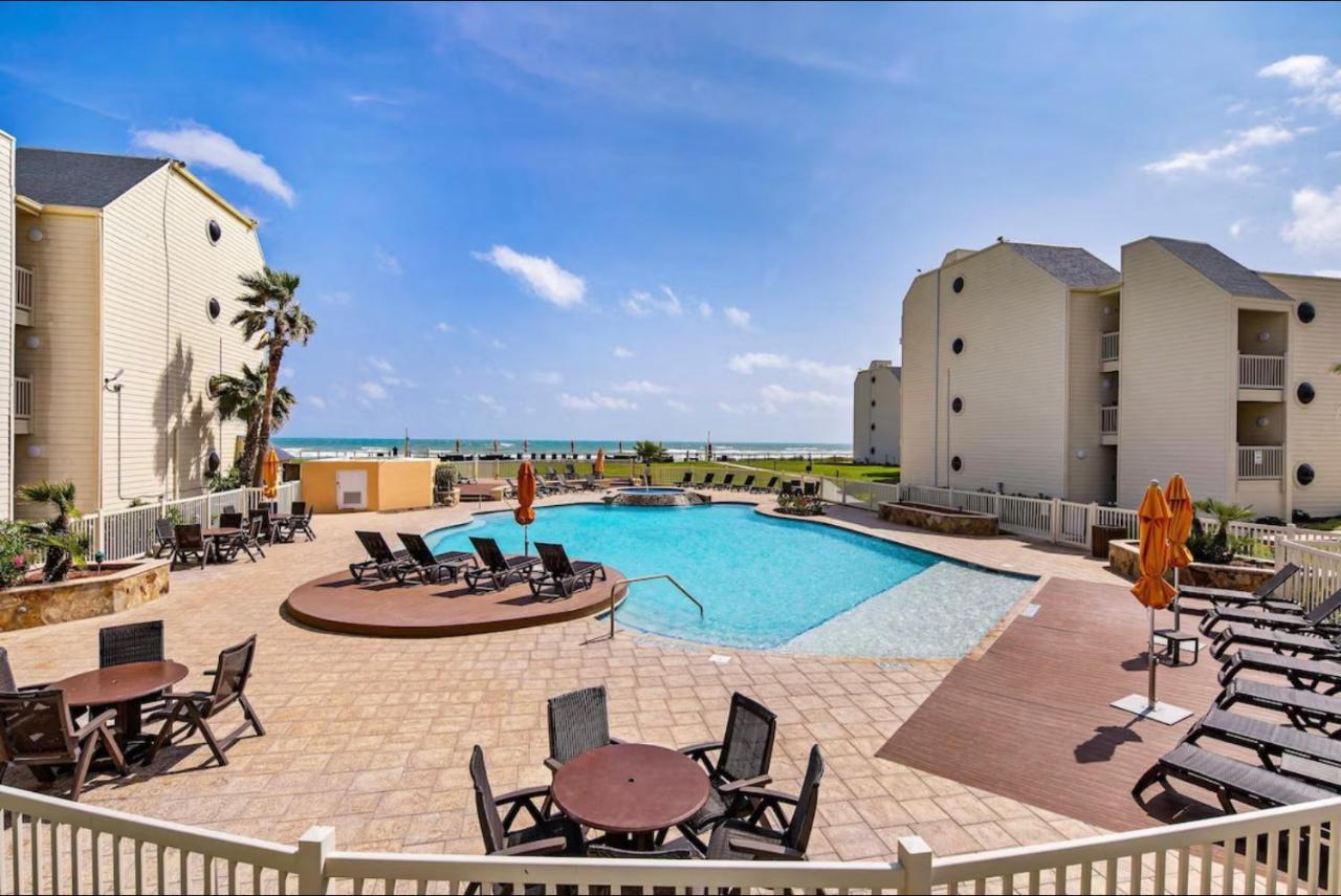 Ocean Breeze Retreat 2Bed 2Bath, Heated Pool! Apartment Pulau Padre Selatan Bagian luar foto